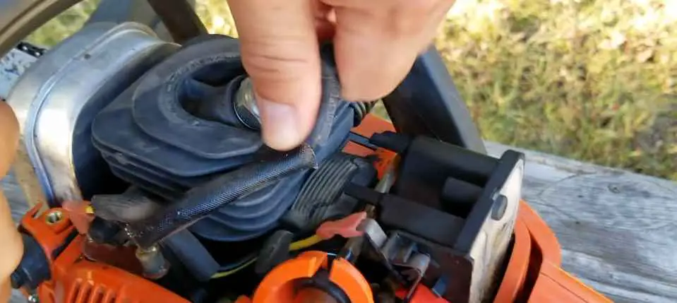 How Do You Reset the Carburetor on a Stihl Chainsaw