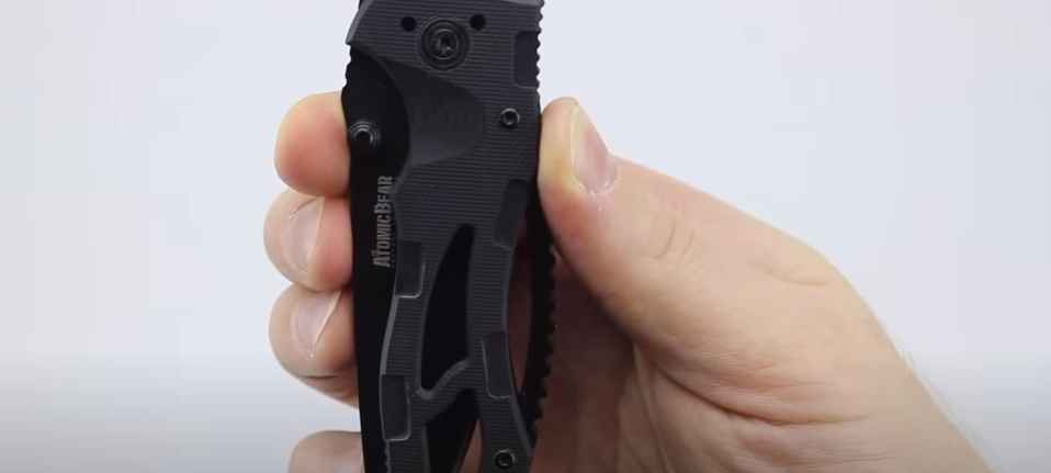 How Does a Folding Lockback Knife Work