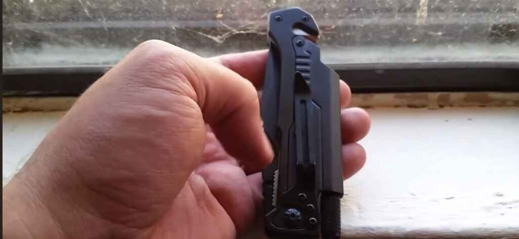 How to Close Wartech Knife