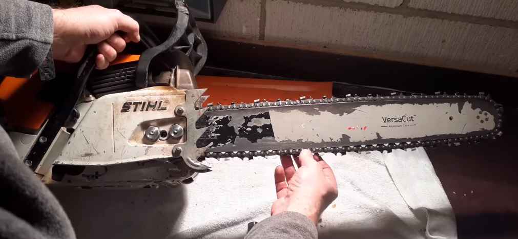 How to Fix a Stretched Chainsaw Chain