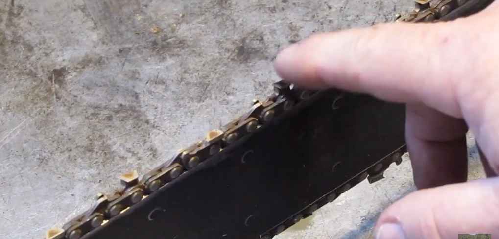 How to Tell If Chainsaw Bar is Bent Husqvarna