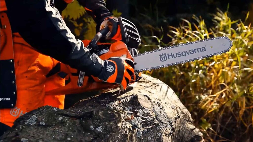What is the Best Chainsaw in Husqvarna 